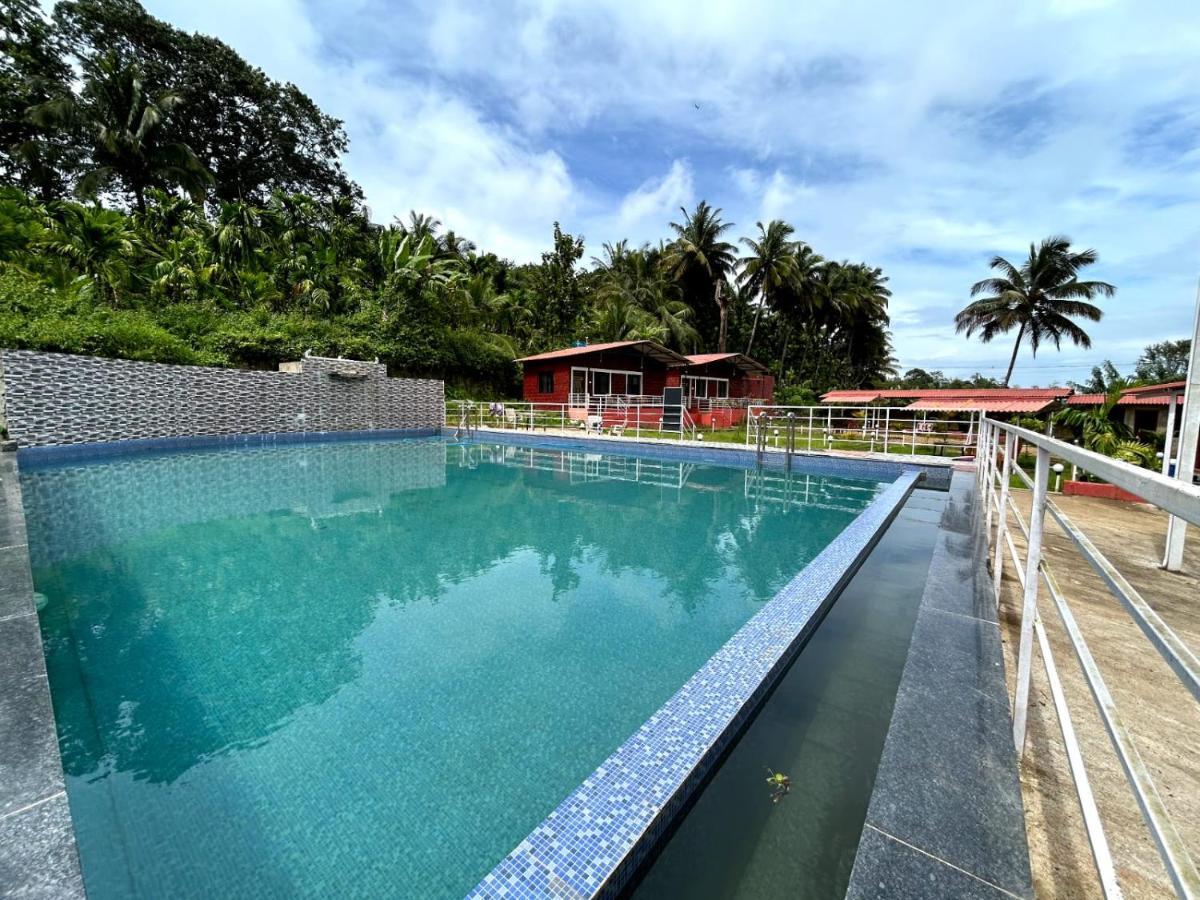 Dandeli Goldfinch Resort エクステリア 写真