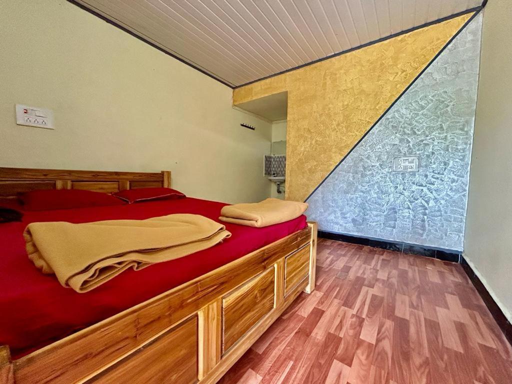 Dandeli Goldfinch Resort エクステリア 写真