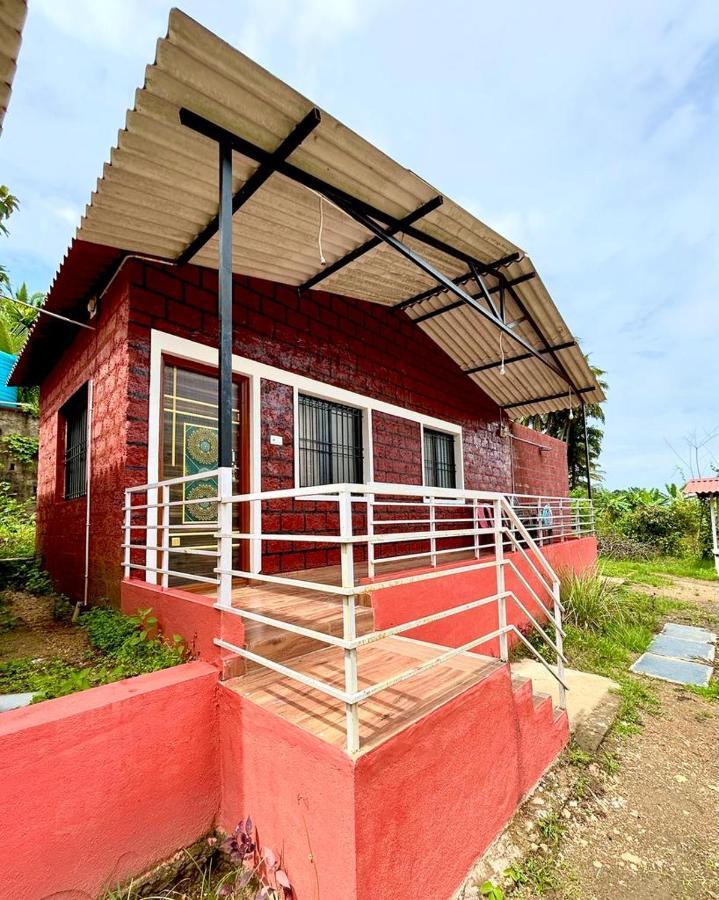 Dandeli Goldfinch Resort エクステリア 写真