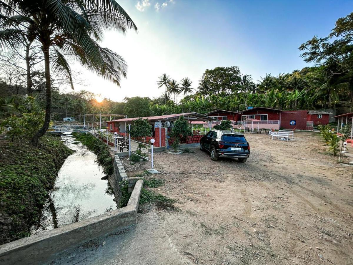 Dandeli Goldfinch Resort エクステリア 写真